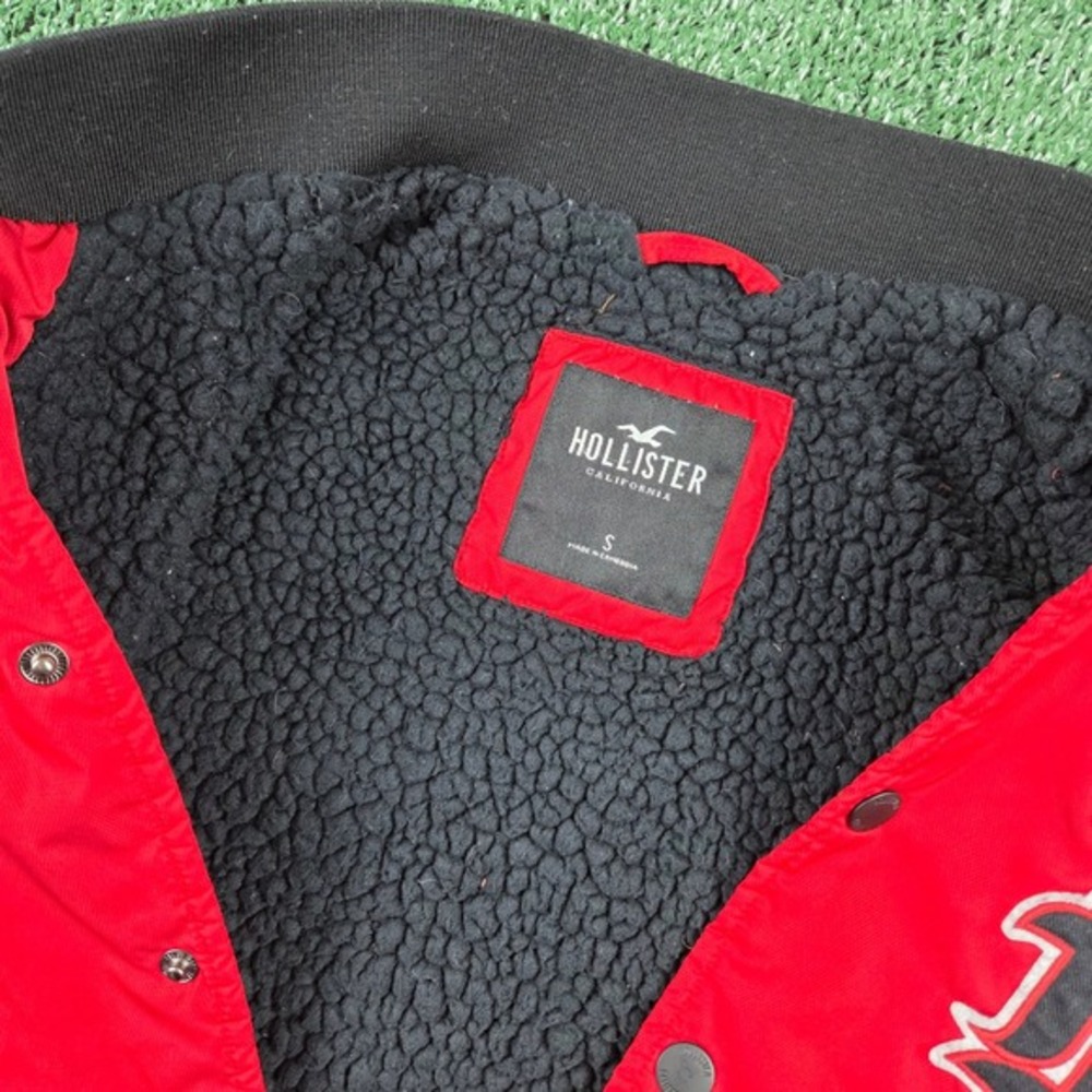 Hollister Red Black Varsity Bomber Jacket Sherpa‎ Lined California Mens Small - Picture 5 of 8